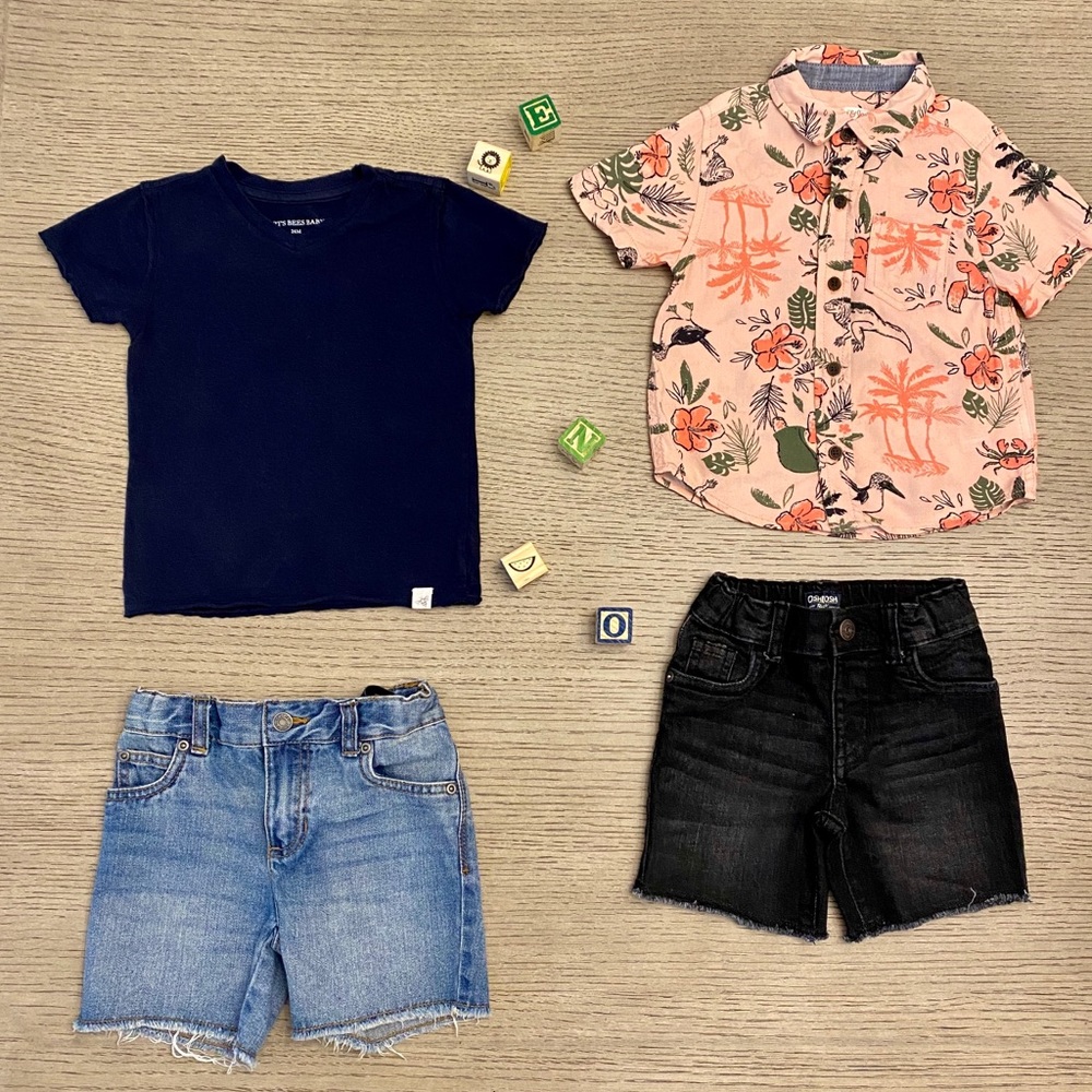 Coral Navy Summer Capsule Wardrobe Collection 2T.